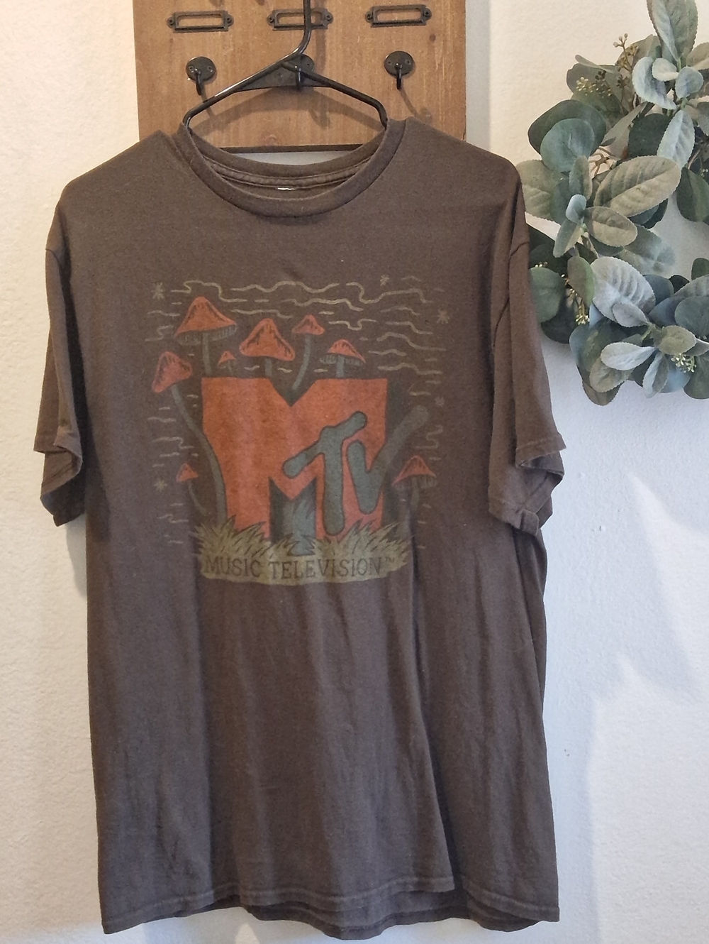 MTV Brown Short-Sleeve Tee with Orange & Green Graphic